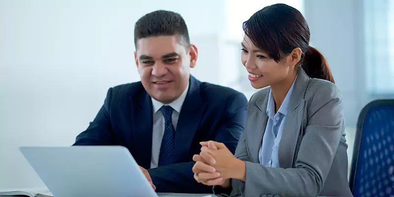 Why Partner with the Best TN Visa Consultants for Canadian Applicants for United Arab Emirates?